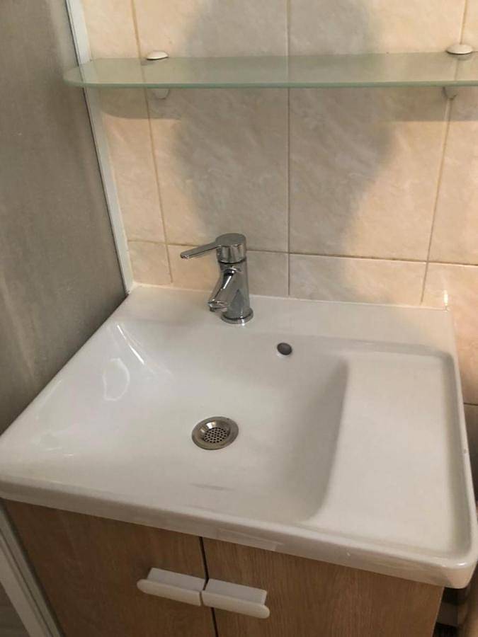 Appartement entier, Beau F2 Paris face gare de Rosny in Rosny-sous-Bois, Seine-Saint-Denis