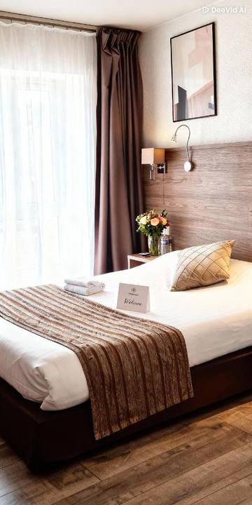 Hôtel pour 4 personnes, avec terrasse et vue à Corbigny