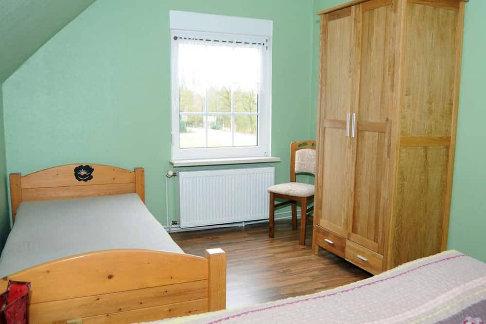 Ganze Wohnung, Gemütliche große Ferienwohnung, Haustierfreundlich, ideal f. Kinder, in Moorweg, Nordseeküste