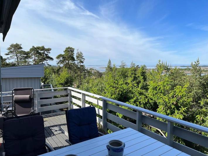 Feriehus for 8 personer, Balkong og Terrasse i tillegg til Hage og Utsikt i Fredrikstad 