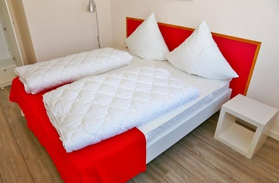 Ganze Wohnung, Ferienhaus Am Rundsteg 10, direkt am Yachthafen mit außergewöhnlichem Seeblick in Ostfehmarn, Fehmarn