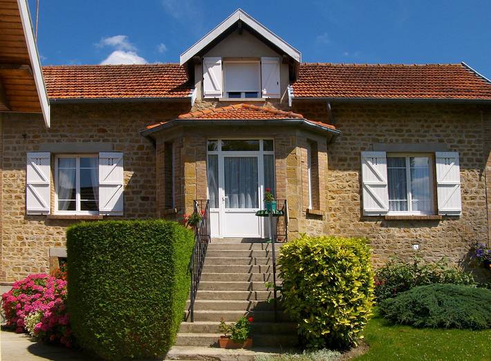 Gîte pour 6 personnes, avec jardin dans Vouziers