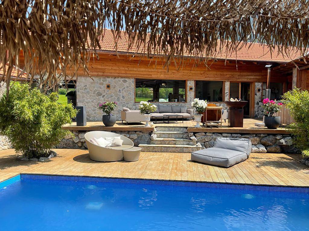 Ferienhaus "Alpen Lounge Bayrischzell" mit Bergblick, privatem Pool und Wlan in Sudelfeld, Bayrischzell