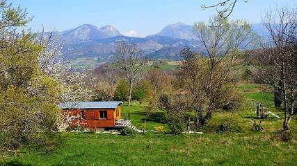Gîte pour 4 personnes, avec sauna et jardin à Francillon-sur-Roubion