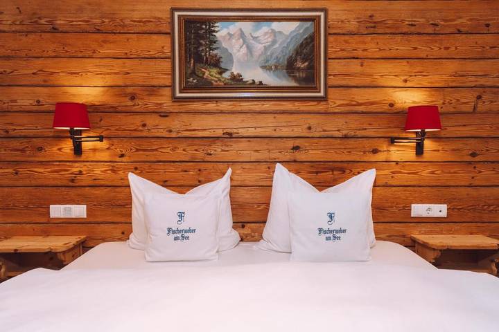 B&B für 2 Personen, mit Ausblick und Garten sowie Seeblick und Terrasse am Tegernsee - 4