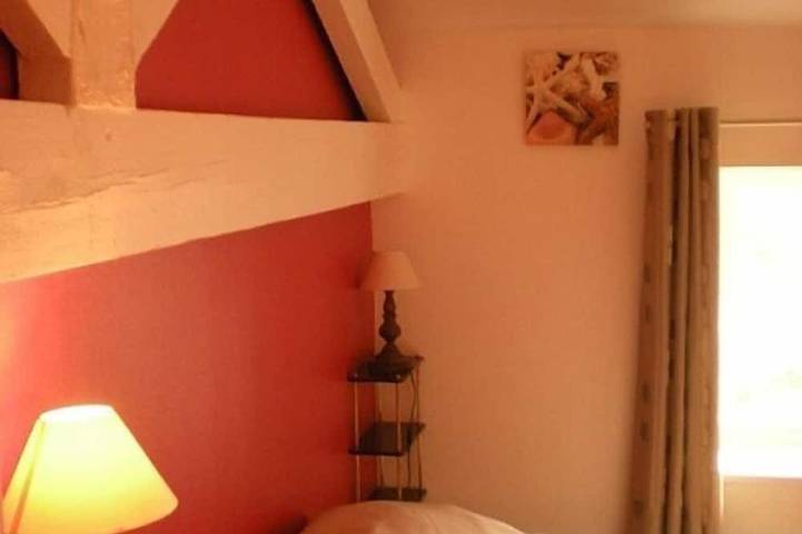 Location de vacances pour 6 personnes, avec jardin à Bonnes - 3