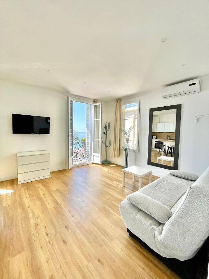 Gîte pour 5 personnes, avec vue et balcon, animaux acceptés dans Plage Magnan - 4