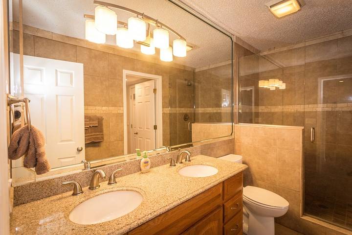 Villa for 3 people, with balcony, with pets in Lake of the Ozarks