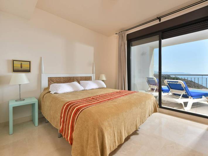 Appartement entier, Apartamento con vistas al mar lateral in Torrox Costa, Torrox