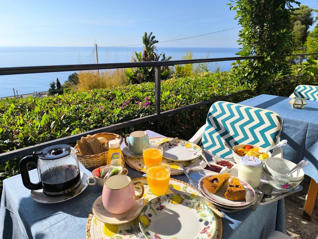 Gehele studio, Appartement 'Gli Orti Sul Mare 1' met Uitzicht op Zee, Wifi en Airconditioning in Bordighera, Riviera di Ponente