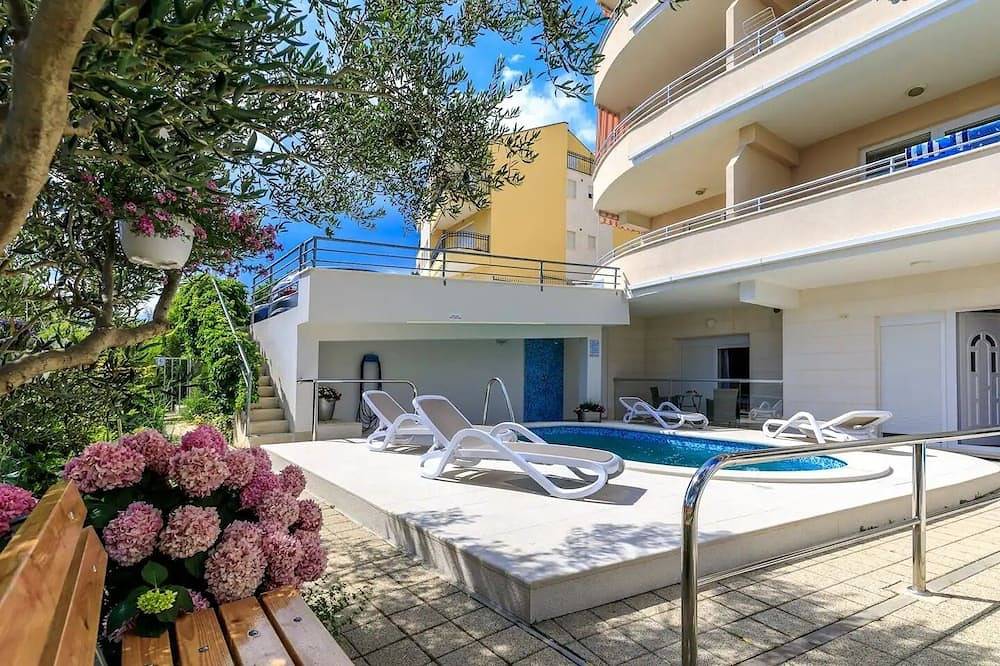 Cały apartament, Apartamenty typu studio z tarasem i widokiem na morze Brela, Makarska (As-19998-b) in Brela, Riwiera Makarska