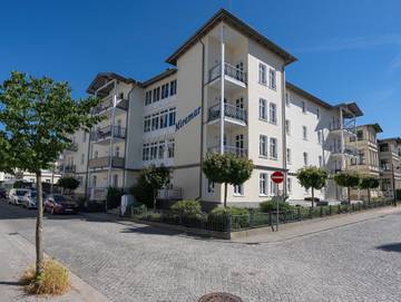 Ferienwohnung für 3 Personen, mit Balkon und Sauna in Ahlbeck