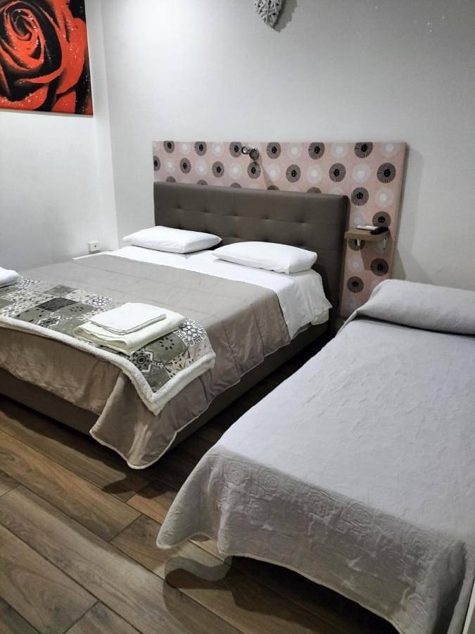 Ferienwohnung für 2 Personen, mit Ausblick und Balkon in Brindisi