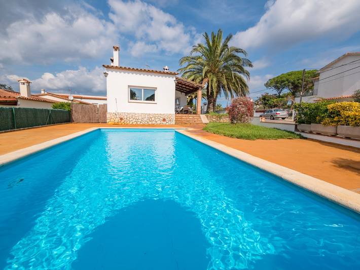 Casa rural para 8 personas, con jardín en Sant Feliu de Guíxols - 3