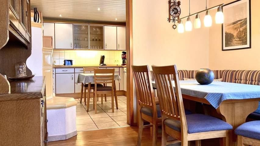Ferienhaus für 7 Personen, mit Balkon - 1