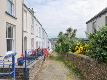 Cottage for 8 People in Appledore, Devon, Photo 1