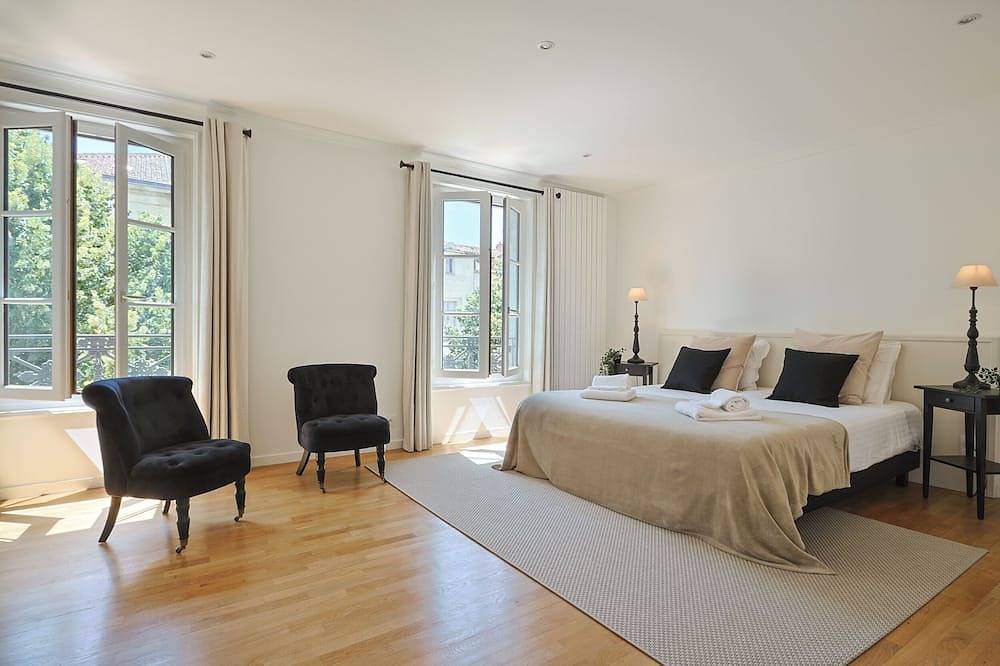 Entire apartment, Duplex du Coderc (6 pers) in Périgueux, Périgord Blanc