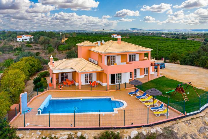 Location de vacances pour 8 personnes, avec jardin dans Alcantarilha - 3