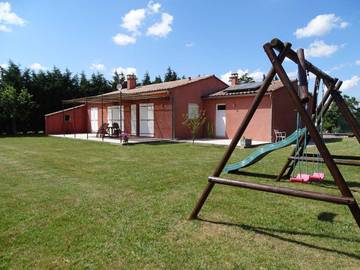 Gîte pour 4 personnes, avec jardin à Fanjeaux