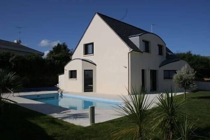 Location de vacances pour 12 personnes, avec jardin ainsi que terrasse et jacuzzi dans Plage Kerou