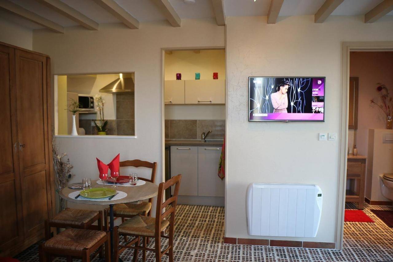 Maison de campagne pour 2 personnes avec vue in Saint-Georges-de-Bohon, Côte de la Déroute