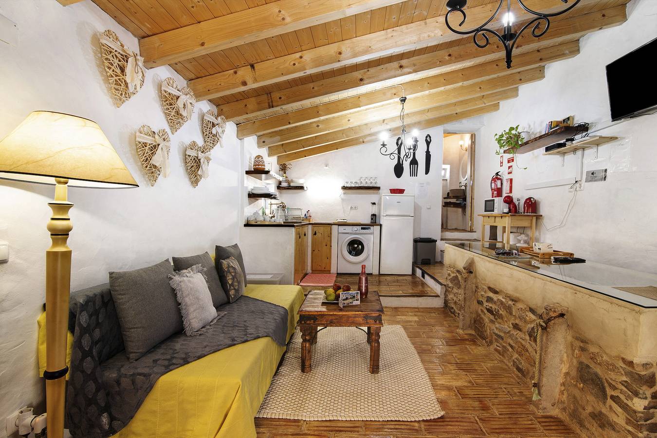 Casa de Campo 'Quinta Do Silêncio T2' com Vista de Montanha, Wi-Fi e Ar Condicionado in Distrito de Faro