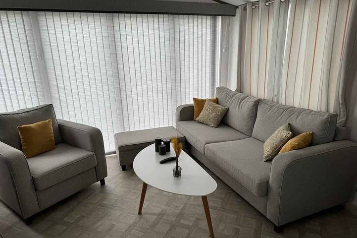 Ferienanlage für 4 Personen, mit Garten und Pool in Belgien