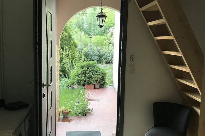 Location de vacances pour 7 personnes, animaux acceptés à Sahune