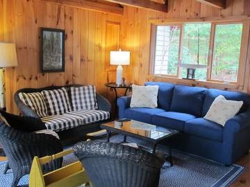 Cabin for 5 Guests in Wolfeboro, Lake Winnipesaukee, Picture 1
