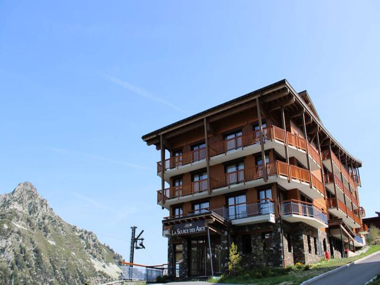 Entire apartment, Apartment in Oz en Oisans with Sauna in Oz, Écrins National Park