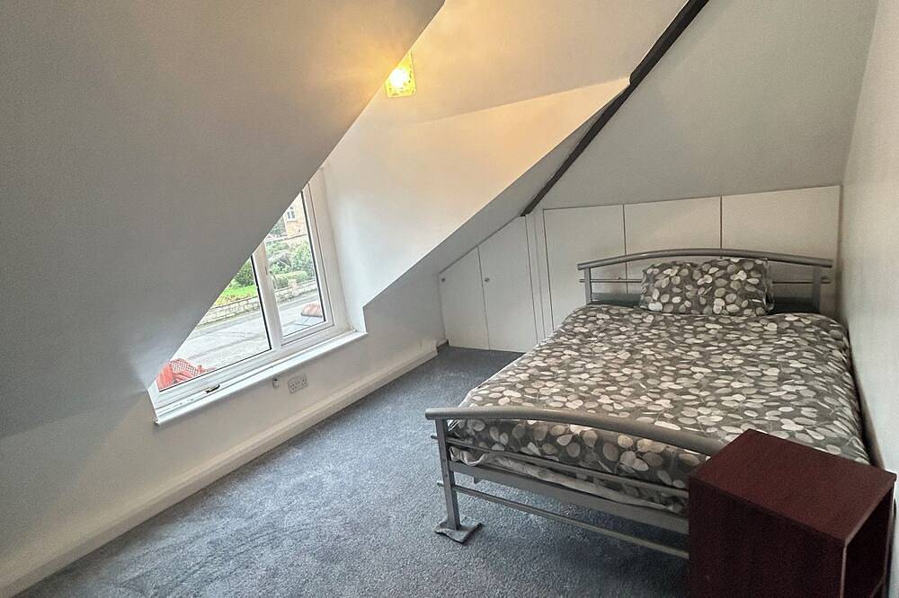 3 Bedroom Lovely Calm Independent Family Home in Bexley, Londres