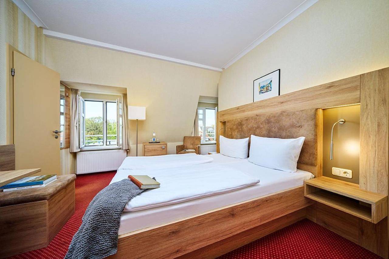 Strandhotel garni Kormoran in Strand Zinnowitz, Zinnowitz