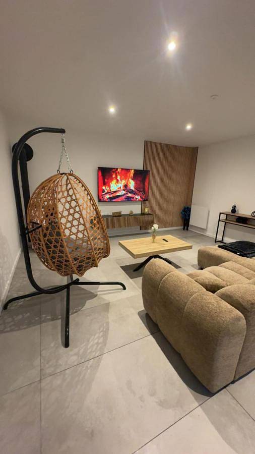 Villa pour 6 personnes, avec terrasse et jacuzzi - 1