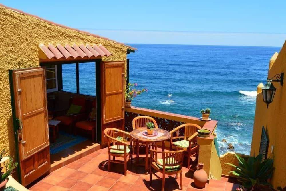 Villa Virgen del Rosario in San Juan de la Rambla, Tenerife du Nord