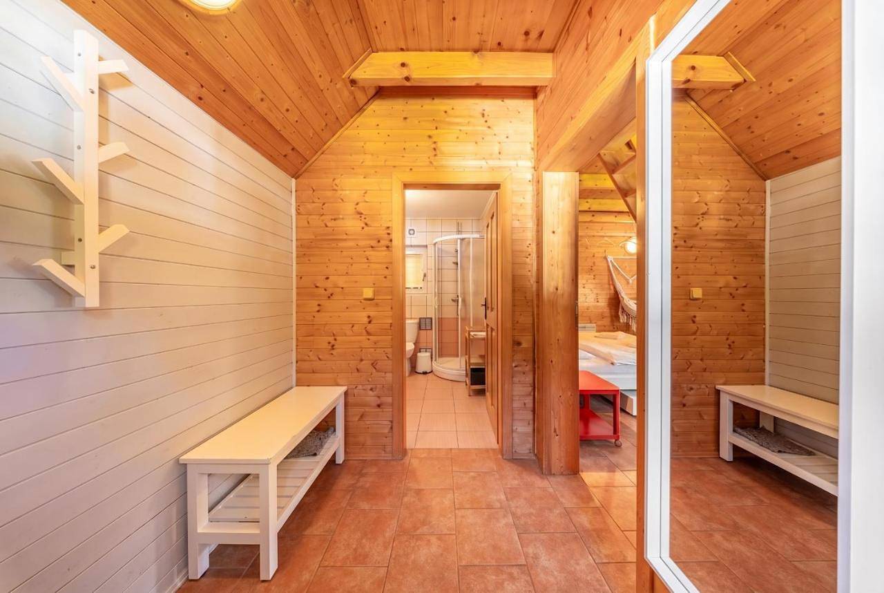 Chalets & Apartments - Base Camp Medvědín in Spindlermühle, Region Trautenau