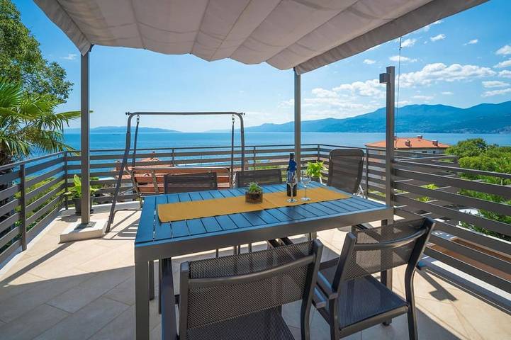 Ferienhaus für 2 Personen, mit Terrasse und Balkon/Terrasse in Rijeka - 4