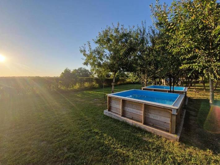 Tente pour 2 personnes, avec terrasse ainsi que vue et piscine dans la Creuse - 3