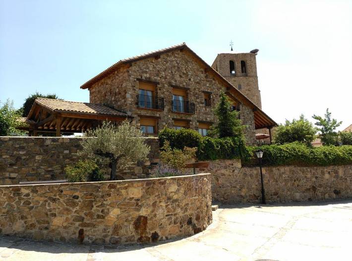 Casa rural para 12 personas, con Terraza y Jardín además de Piscina y Vistas en Valle del Lozoya