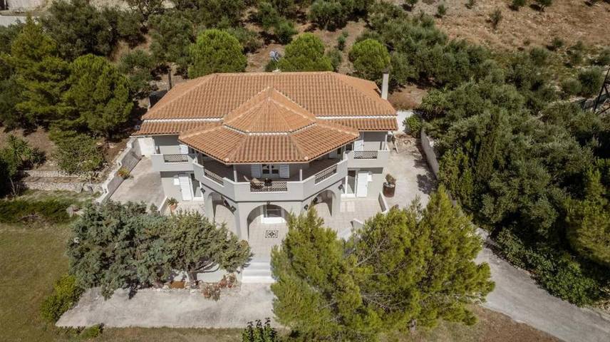 Villa für 6 Personen, mit Garten in Zakynthos Stadt