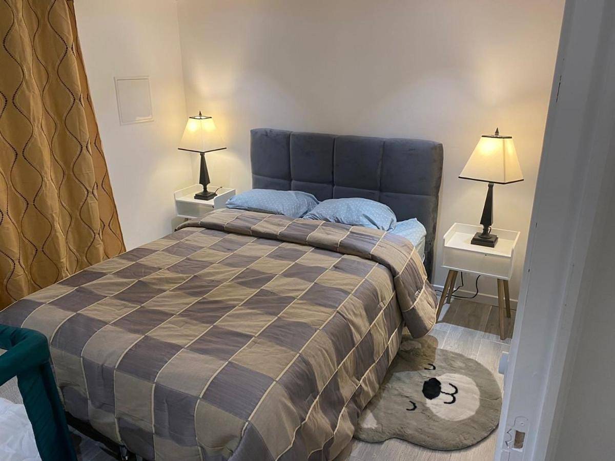 Appartement entier, One-Bedroom Apartment in Beauchamp, Val-d'Oise