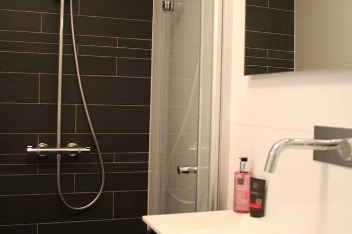 Ferienwohnung für 2 Personen, mit Balkon in Anne Frank Haus - 4