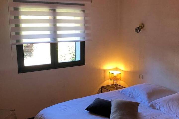 Air-conditioned \"Carmen\" villa with heated pool near the ocean in Biscarrosse, Côte d’Argent