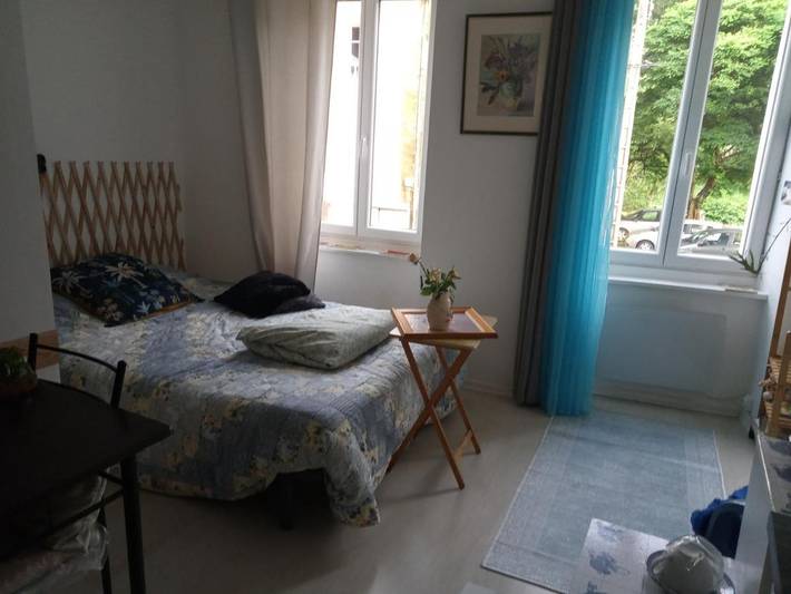 Gîte pour 2 personnes, avec vue à Castelnau-Durban