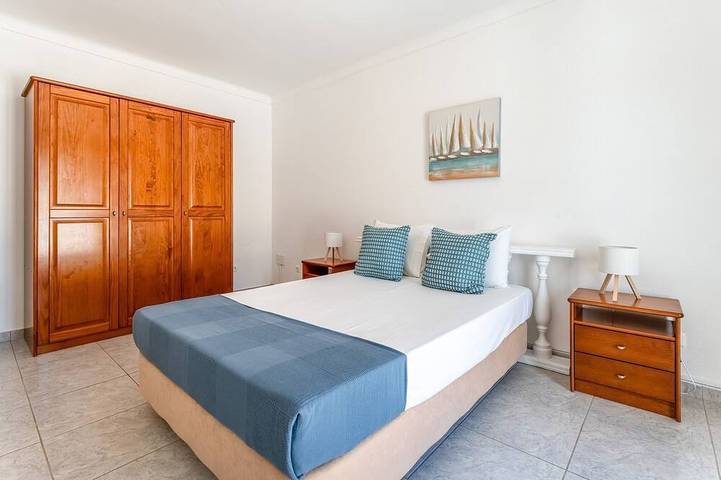 Ganze Wohnung, Altura House - Hideaway w/ Patio by LovelyStay in Altura, Faro Distrikt