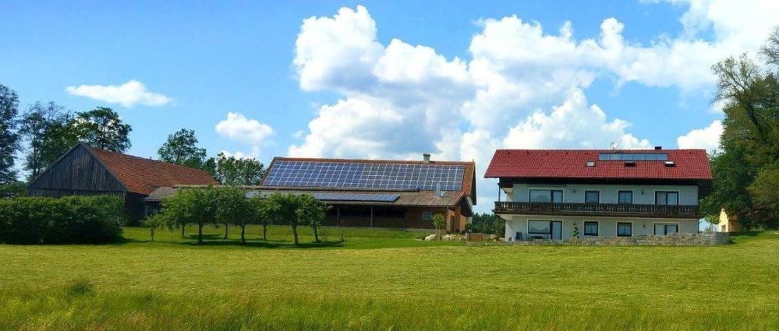 Ferienwohnung für 5 Personen, mit Balkon und Terrasse sowie Garten in Falkenstein ( Cham)