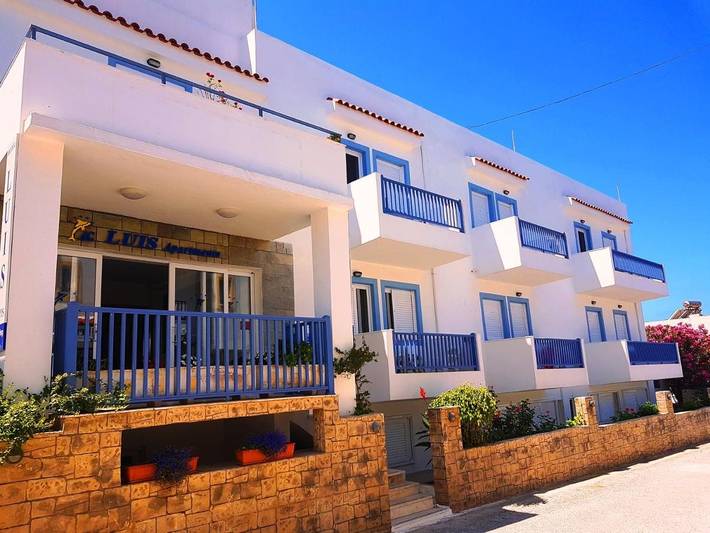 Appart’hôtel pour 3 personnes, avec Balcon et Terrasse ainsi que Jardin et Vue