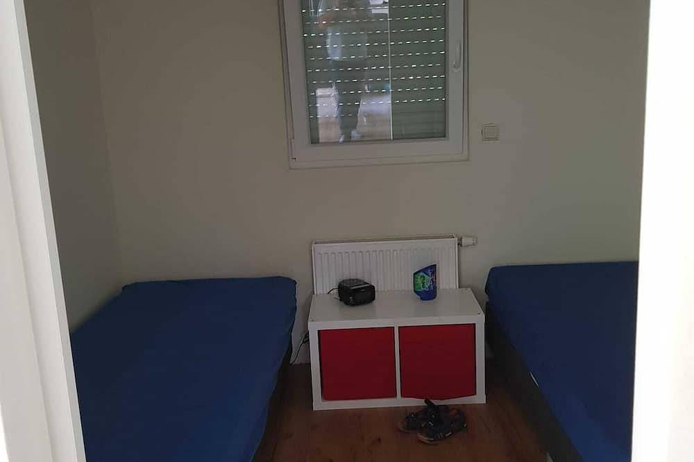 Vacation home \"Ons Hüske\" 50sqm in a quiet location in Nederlandse Noordzeekust