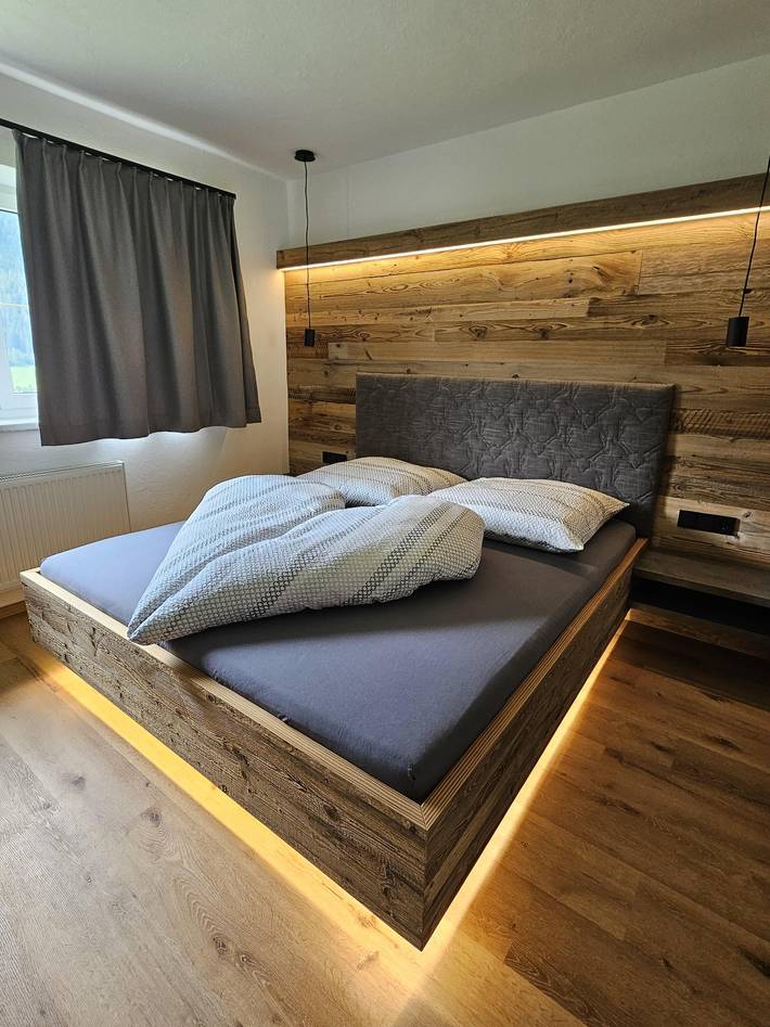 Ferienwohnung für 3 Personen, mit Balkon und Terrasse sowie Ausblick in Neustift im Stubaital - 2