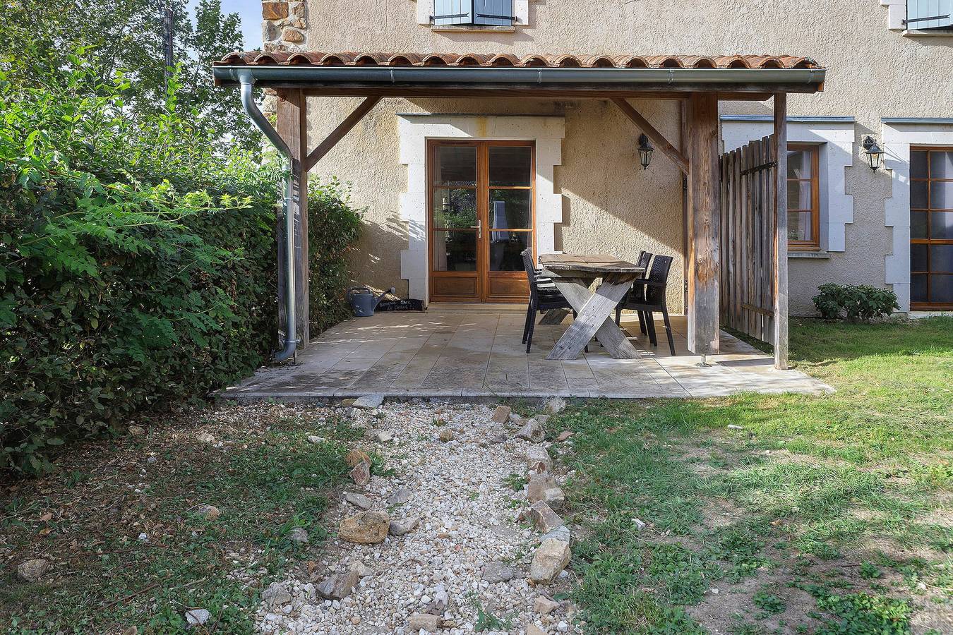 Vakantiehuis 'Domaine De Bellac - Le Castel' met gedeeld zwembad, tuin en Wi-Fi in Roussines, Regionaal Natuurpark van de Perigord-Limousin