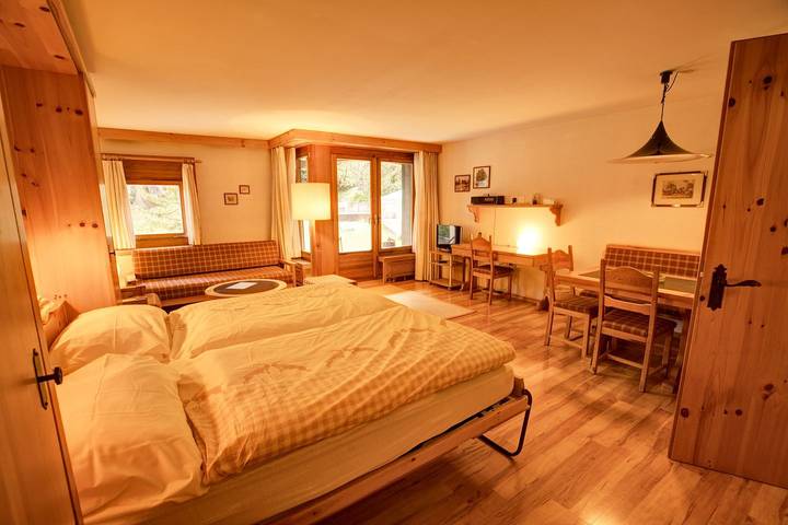 Ferienwohnung für 2 Personen, mit Sauna und Garten, mit Haustier in Silvaplana - 2